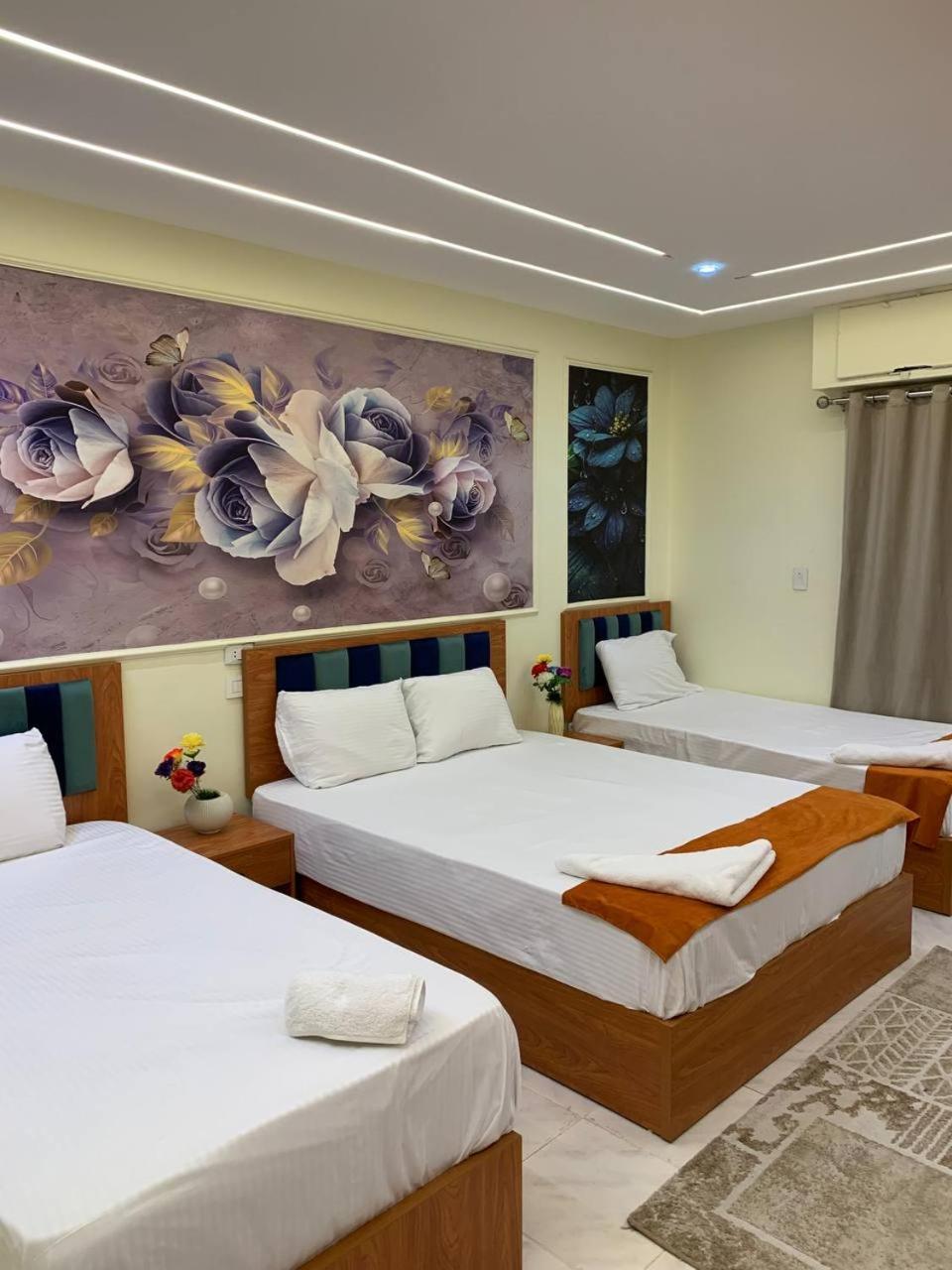 Garden Hotel 3*