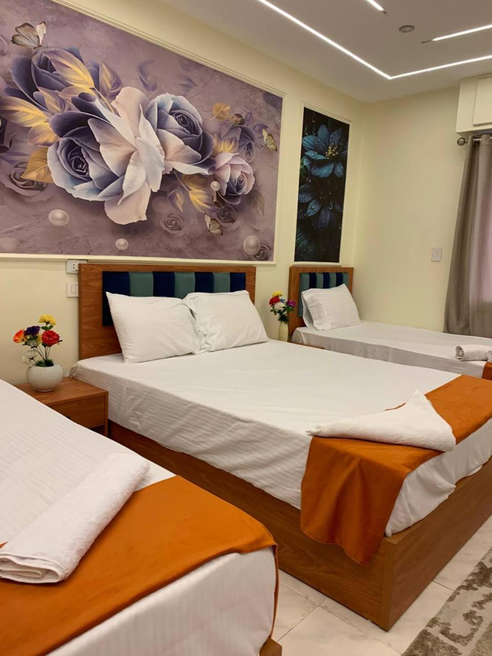 Garden Hotel 3*
